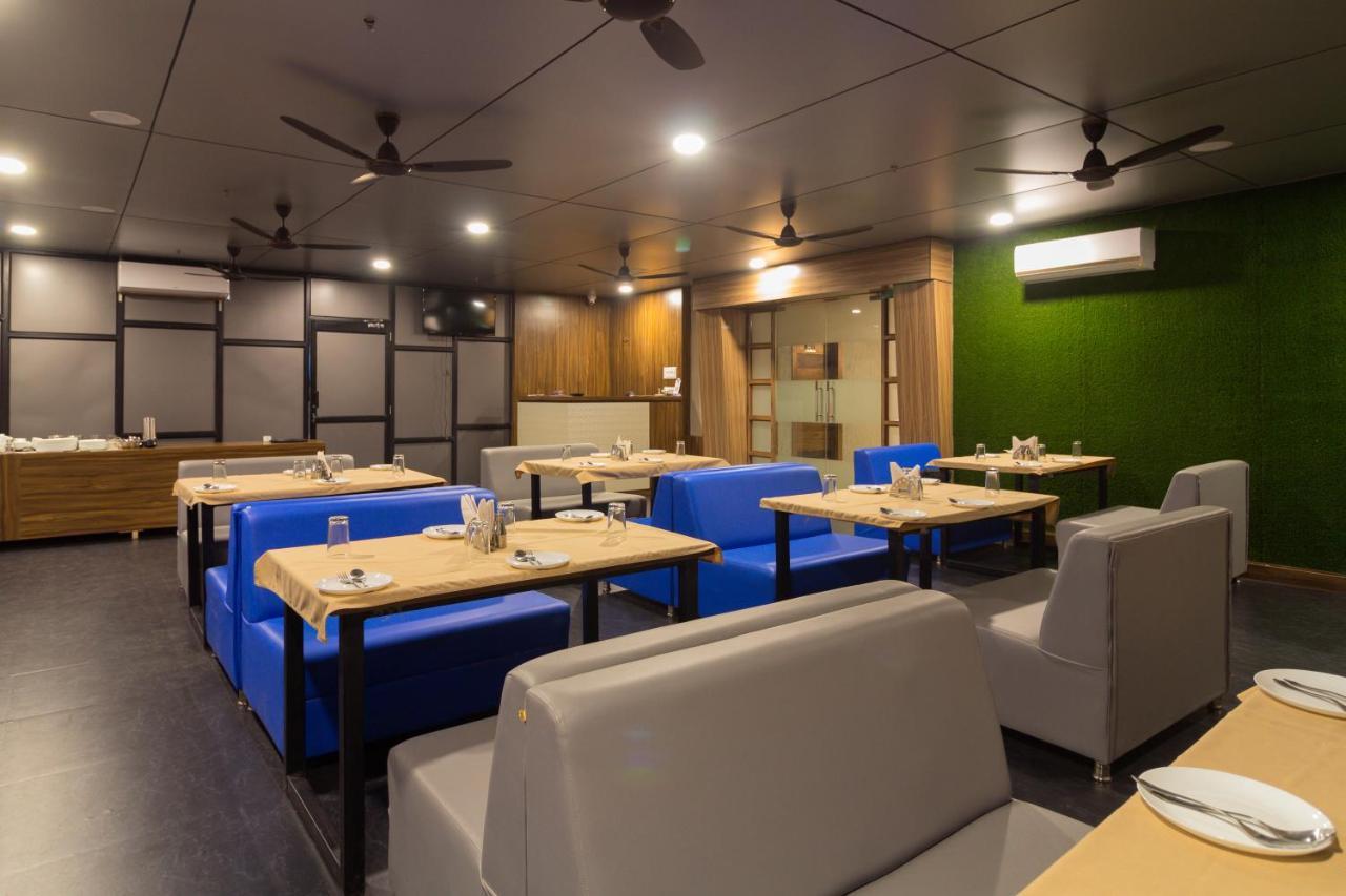 Hotel Green City Gandhinagar Zewnętrze zdjęcie