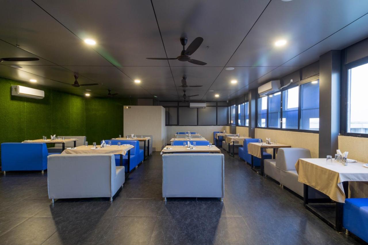 Hotel Green City Gandhinagar Zewnętrze zdjęcie