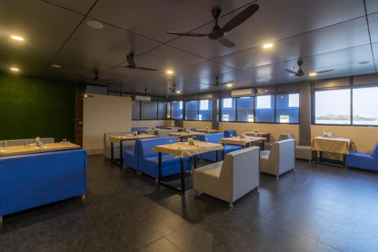 Hotel Green City Gandhinagar Zewnętrze zdjęcie